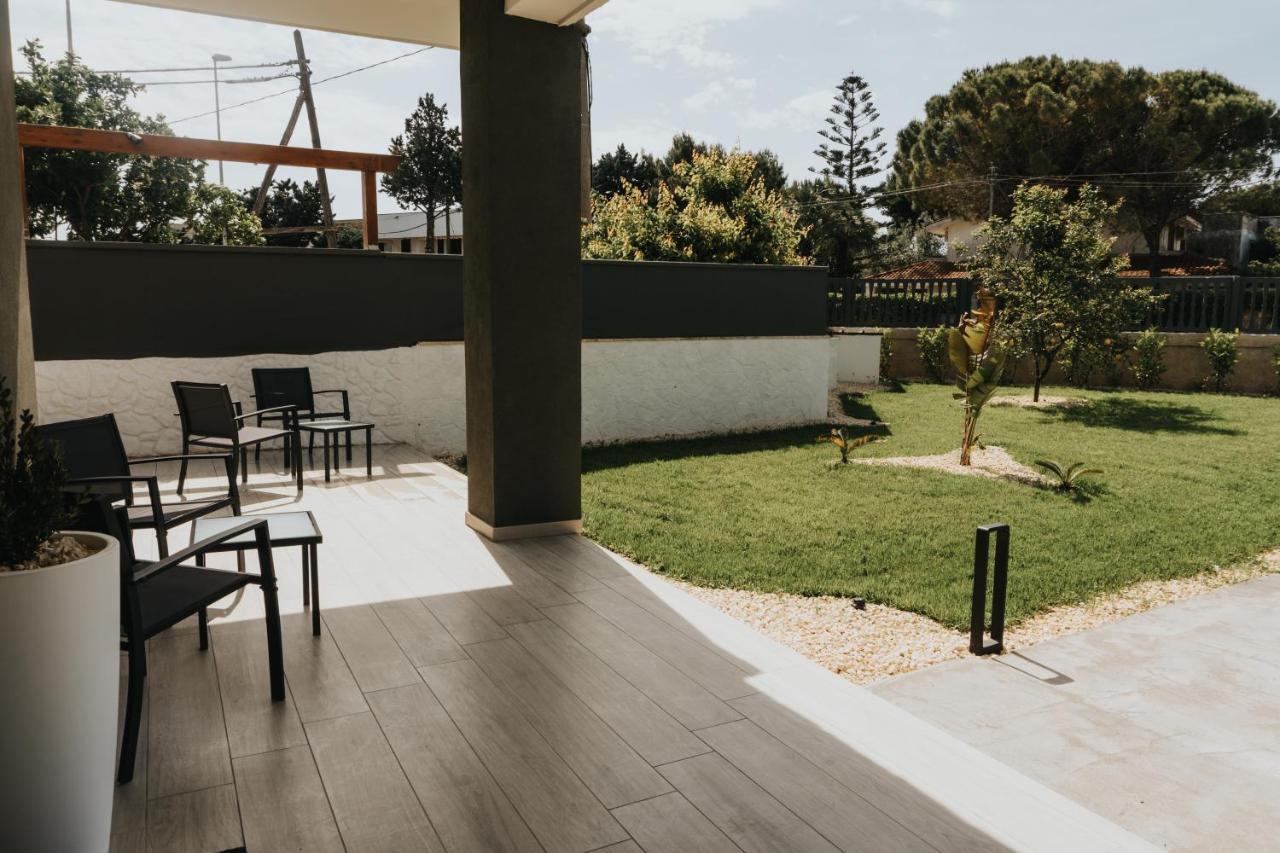Harmony Guest House Leporano Bagian luar foto